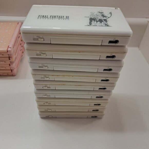 Authentic Nintendo DS Lite Console With Charger Final Fantasy XII Revenant Wings - Picture 3 of 4